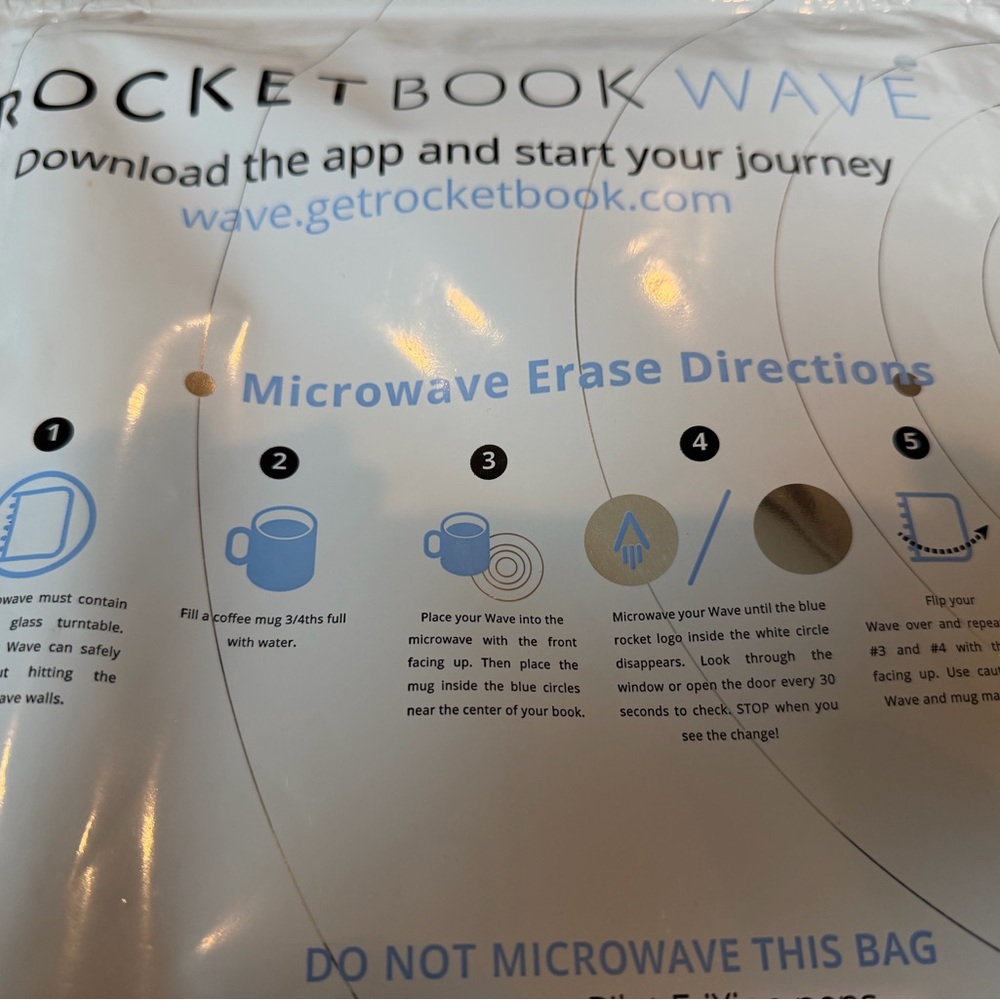 NEW! Unopened. Rocketbook Wave Reusable Notebook - Picture 3 of 6